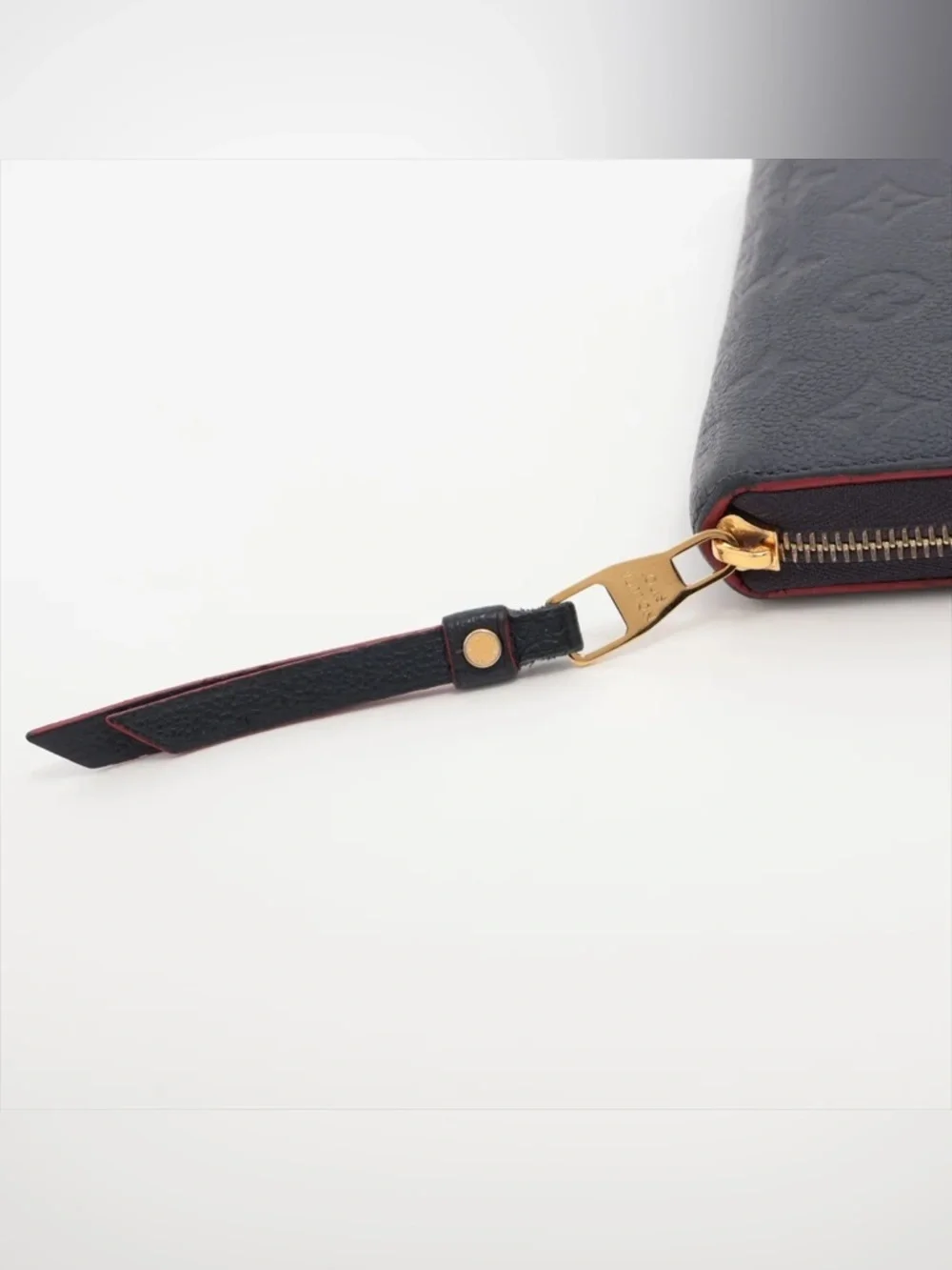 Authentic Louis Vuitton Monogram Zip-Around Leather Wallet w/ COA